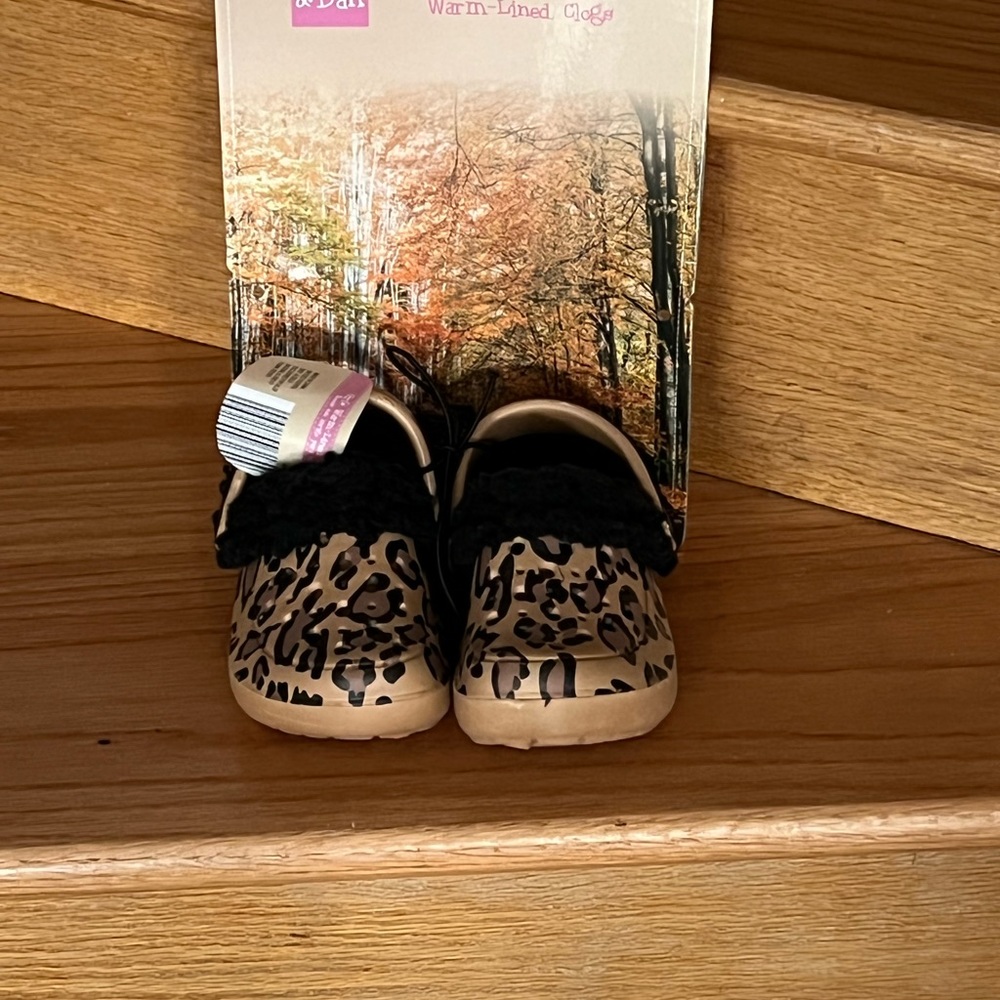 Lily and Dan warm lined clogs size 5/6